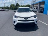 Used 2018 Toyota RAV4 LE image 2
