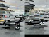 Used 2016 Ford Explorer XLT image 3