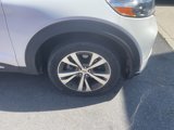 Used 2020 Ford Explorer Platinum w/ Premium Technology Package image 2