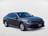 Used 2019 Toyota Camry LE image 3