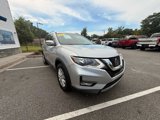 Used 2017 Nissan Rogue SV image 4