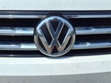 Used 2018 Volkswagen Tiguan S image 3