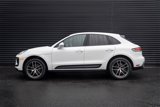 Certified 2025 Porsche Macan image 2