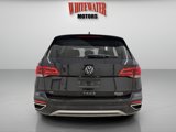 Used 2022 Volkswagen Taos SE image 3