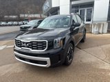 Used 2025 Kia Telluride S image 3
