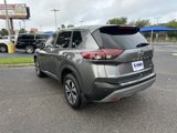 Used 2023 Nissan Rogue SV image 4