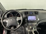 Used 2011 Toyota Highlander SE image 3