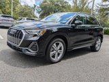 Used 2024 Audi Q3 2.0T Premium image 2