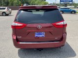 Used 2016 Toyota Sienna XLE image 6