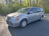 Used 2016 Chrysler Town & Country Touring w/ Driver Convenience Group image 4