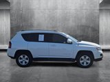 Used 2017 Jeep Compass Latitude image 4
