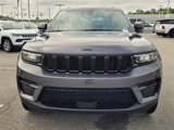 New 2025 Jeep Grand Cherokee Altitude image 2