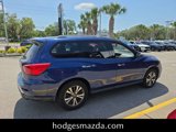Used 2018 Nissan Pathfinder SV image 3