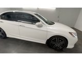 Certified 2017 Honda Accord Touring image 2
