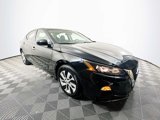 Used 2022 Nissan Altima 2.5 S image 3