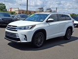 Used 2018 Toyota Highlander Limited Platinum image 3