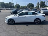 Used 2023 Hyundai Elantra SEL w/ Convenience Package image 4