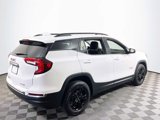 Used 2022 GMC Terrain AT4 image 4