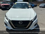 Used 2022 Nissan Altima 2.5 SR image 2