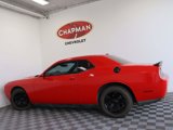 Used 2014 Dodge Challenger SXT image 3
