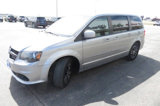 Used 2017 Dodge Grand Caravan SE image 6