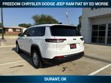 Used 2023 Jeep Grand Cherokee L Laredo image 3