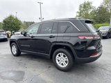 Used 2023 Jeep Grand Cherokee Laredo w/ Luxury Tech Group I image 5