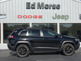 Used 2022 Jeep Cherokee Trailhawk w/ Comfort/Convenience Group image 2