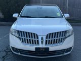 Used 2010 Lincoln MKT AWD image 2