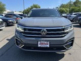 Used 2022 Volkswagen Atlas Cross Sport SEL R-Line image 2