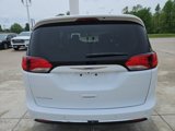 Used 2019 Chrysler Pacifica Touring-L image 4