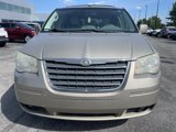 Used 2009 Chrysler Town & Country Touring image 2