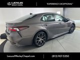 Used 2022 Toyota Camry SE image 3