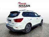 Used 2020 Nissan Pathfinder Platinum image 2