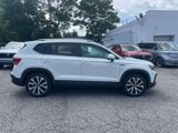 Certified 2022 Volkswagen Taos SE image 5