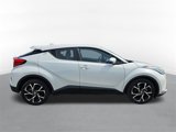 Used 2021 Toyota C-HR XLE image 2