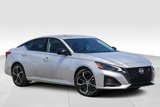 Used 2023 Nissan Altima 2.5 SR image 2