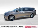 Used 2017 Chrysler Pacifica Touring-L w/ Tire & Wheel Group image 3