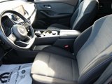 Used 2023 Nissan Rogue SV image 5