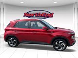 Used 2022 Hyundai Venue SEL image 2