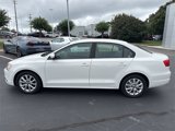 Used 2011 Volkswagen Jetta SE image 2