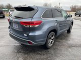 Used 2019 Toyota Highlander LE image 5