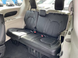 Used 2023 Chrysler Pacifica Touring-L image 5