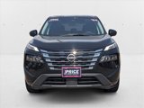 Used 2024 Nissan Rogue SV image 2