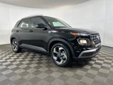 Used 2024 Hyundai Venue SEL image 2