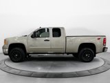 Used 2008 GMC Sierra 2500 SLE w/ Z71 Off-Road Package image 3
