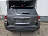 Used 2017 Jeep Compass Latitude image 6