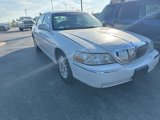 Used 2004 Lincoln Town Car Ultimate image 2