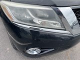 Used 2015 Nissan Pathfinder SV image 2