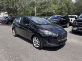 Used 2017 Ford Fiesta SE image 2
